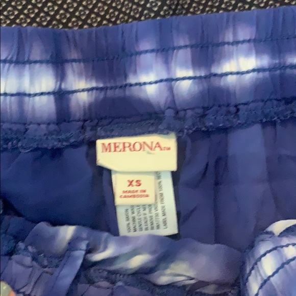 Mini skirt lot size xs and smalls - Picture 3 of 8